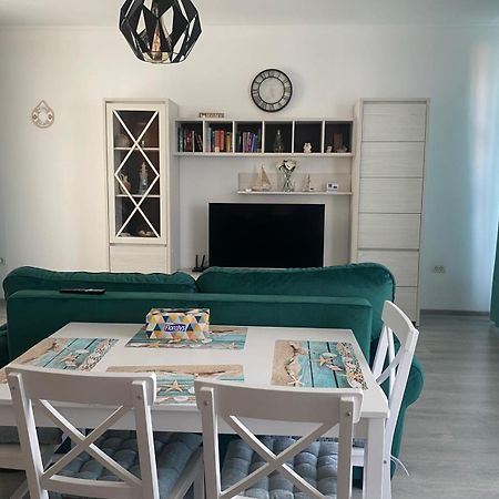 Emi Apartment Mamaia Năvodari Kültér fotó